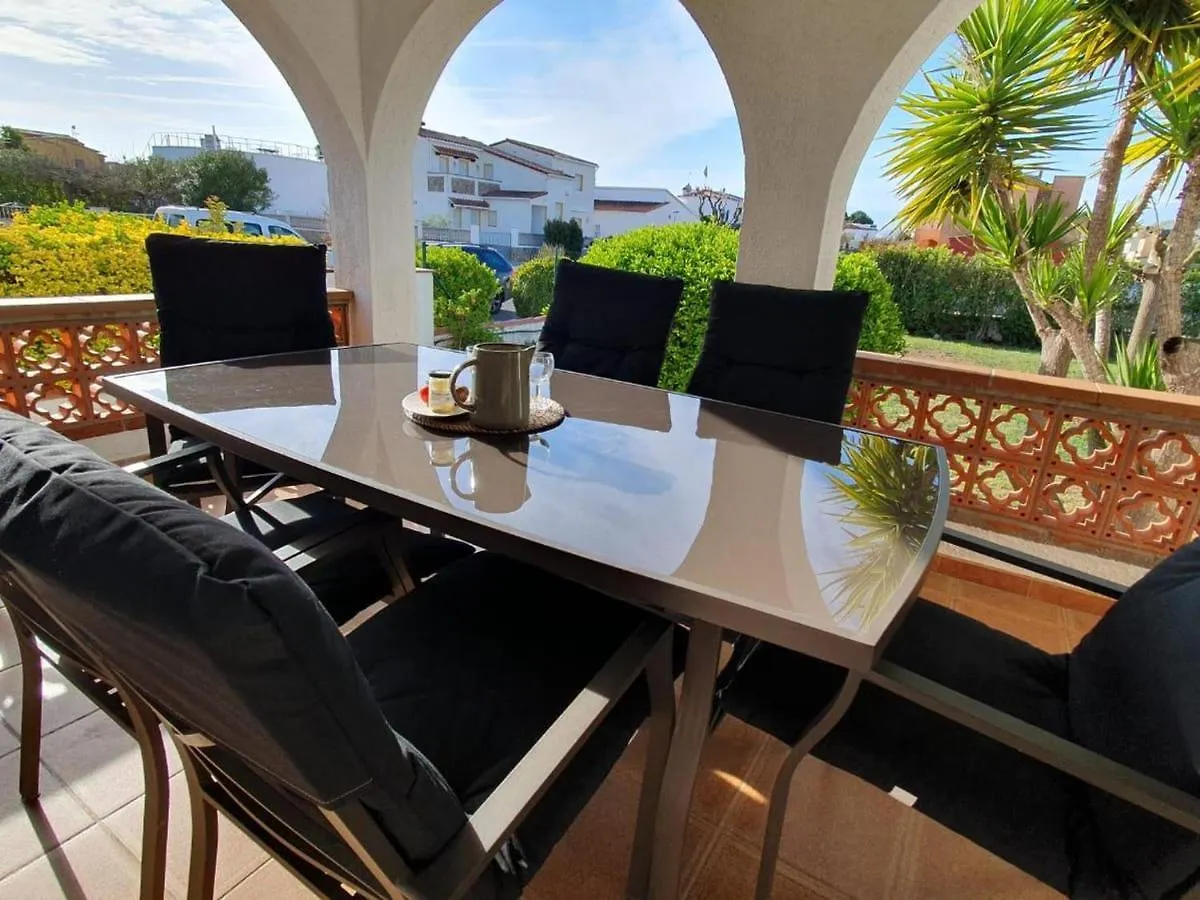 Holiday home Casa En Costa Brava: Barbacoa, Wifi, Gran Jardin, Cerca Playa, Parking - Es-89-116 Villa Sant Pere Pescador Spain